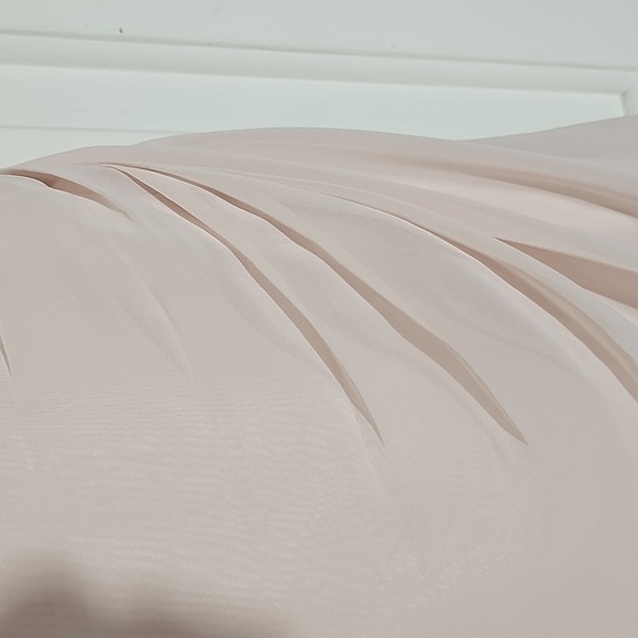 Azazie Gown Blushing Pink Dress. Slit In Front. Size A0. Built In Bra. - Picture 3 of 13